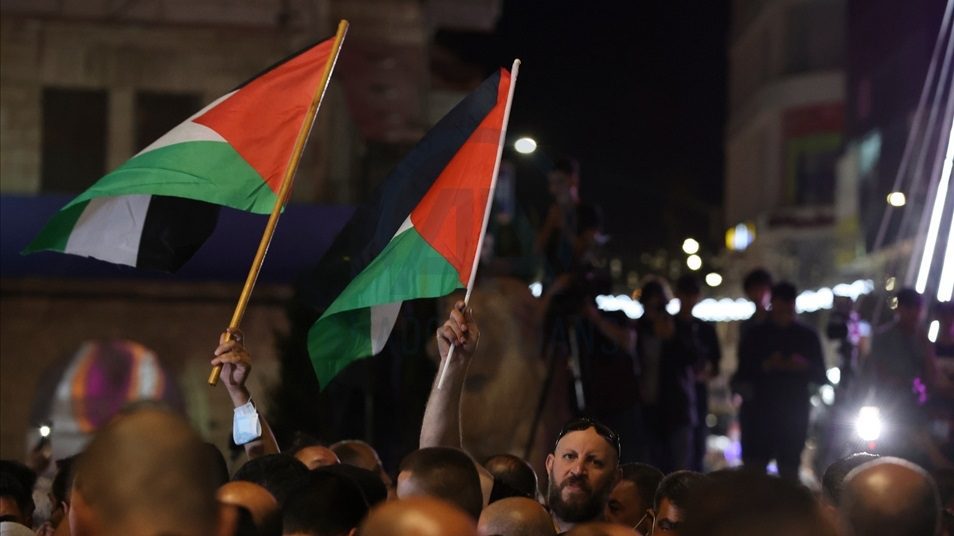 After postponing elections, Palestinian Authority moots national unity government