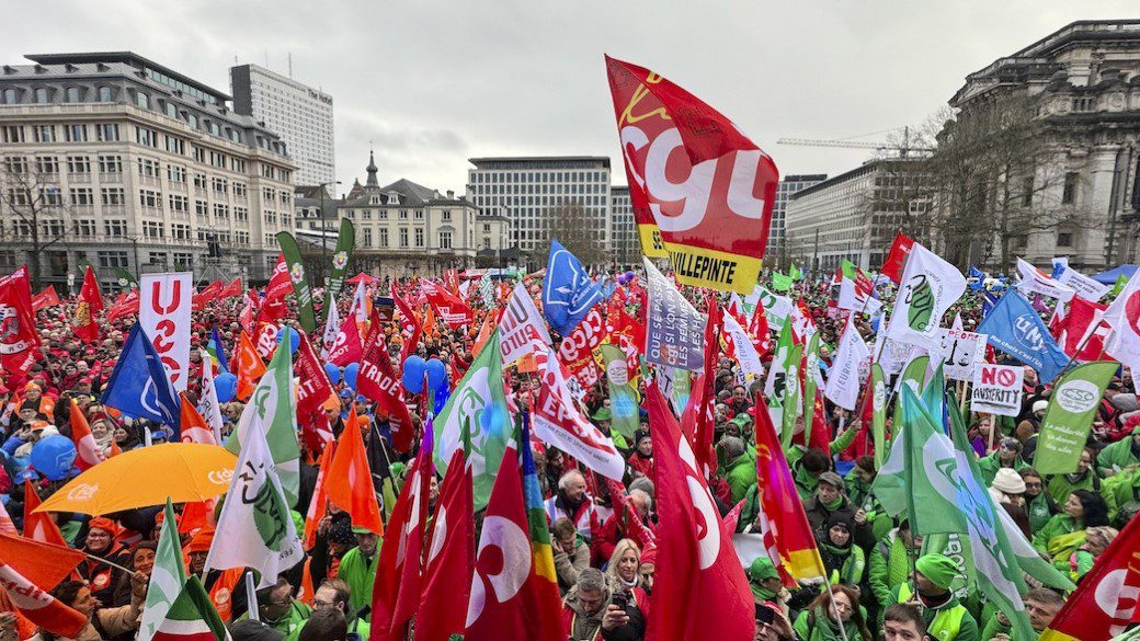 European trade unions march in Brussels to protest the EU-imposed austerity
