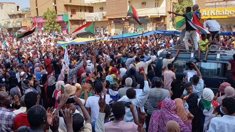 Sudanese march yet again, demanding full-fledged civilian rule