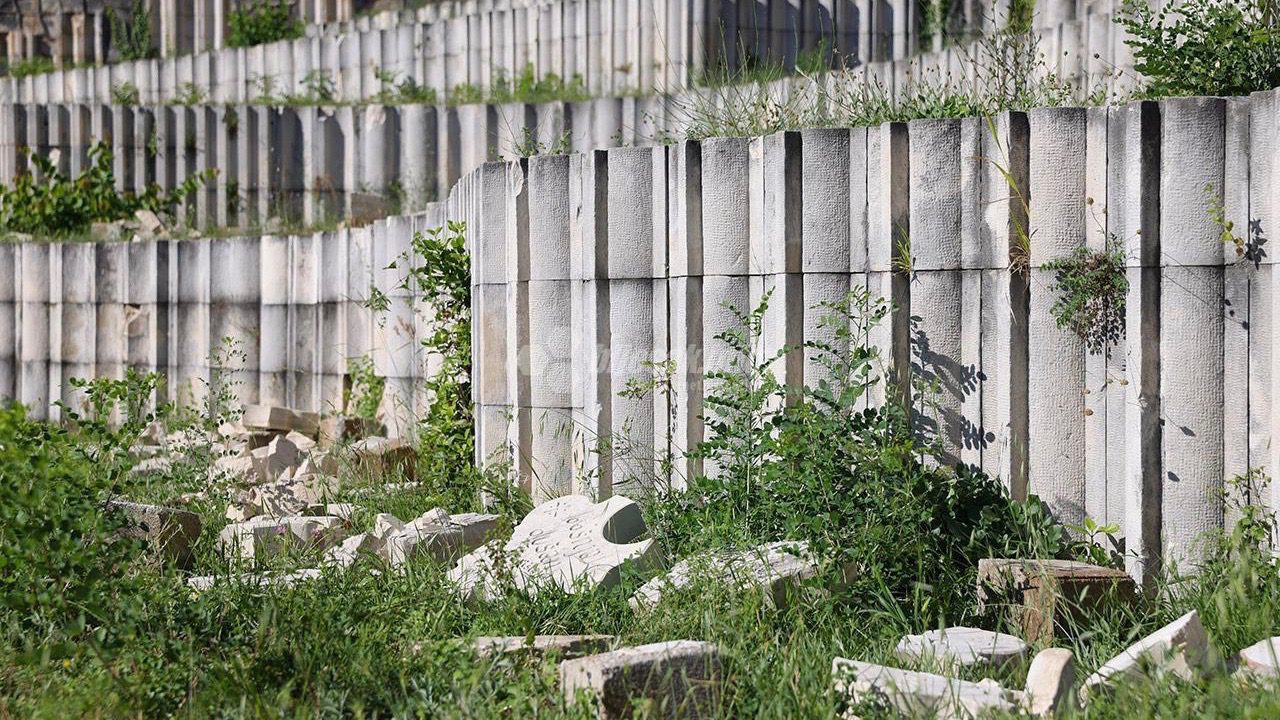 Mostar Partisan Cemetery - Bosnia