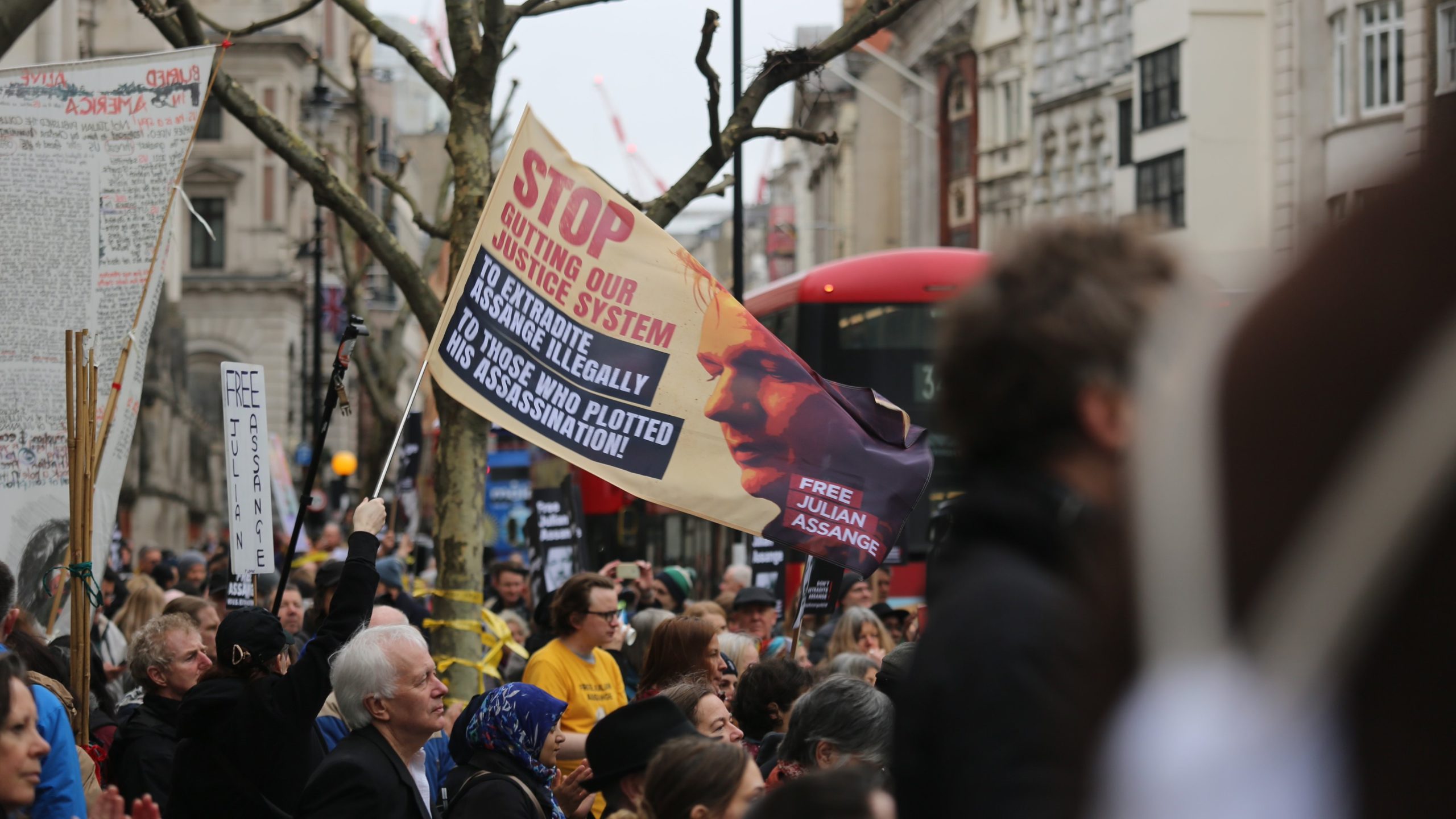 US obfuscates and misrepresents on second day of Assange hearings