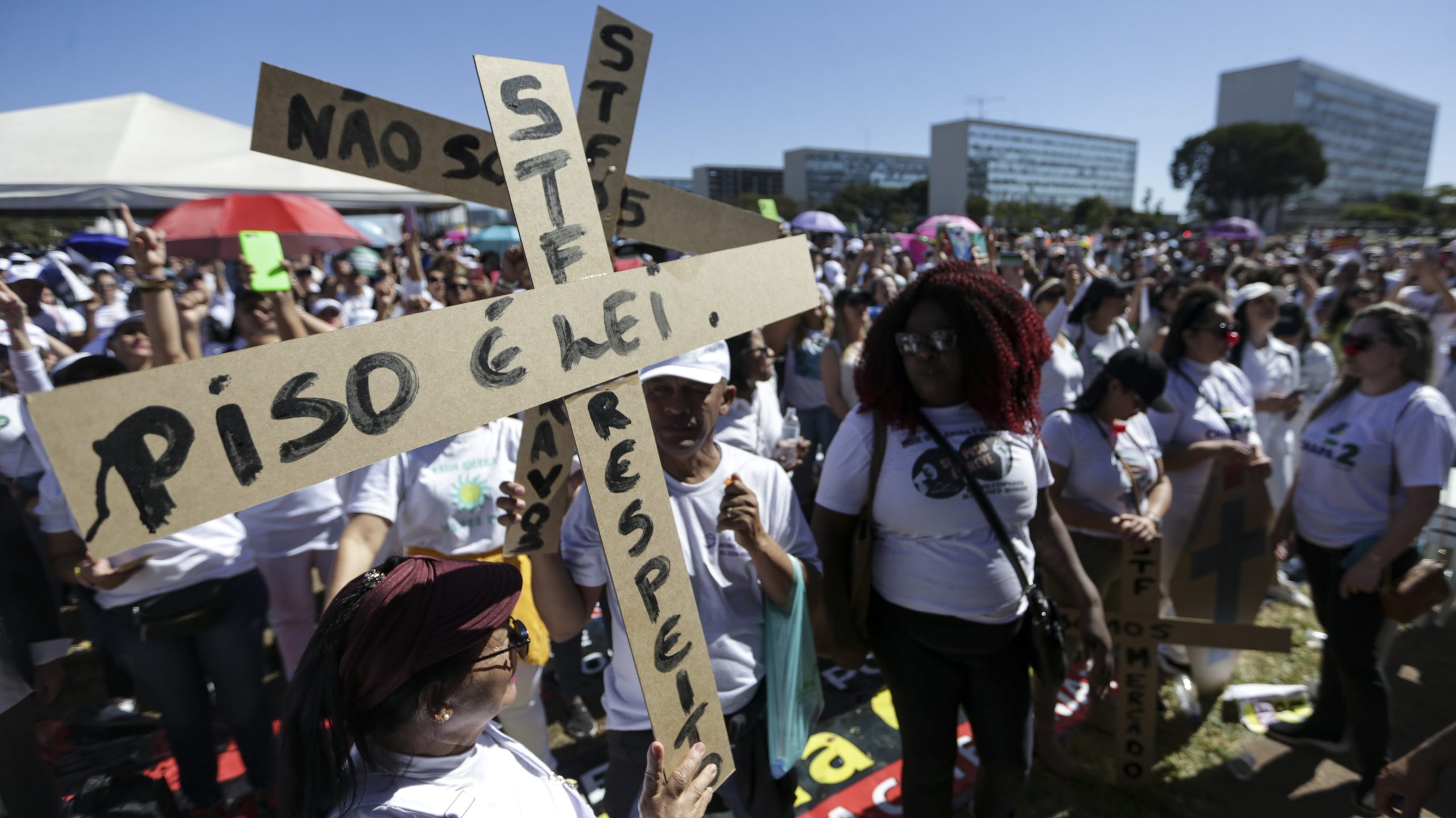 Nursing in Brazil: from super-exploitation to migration