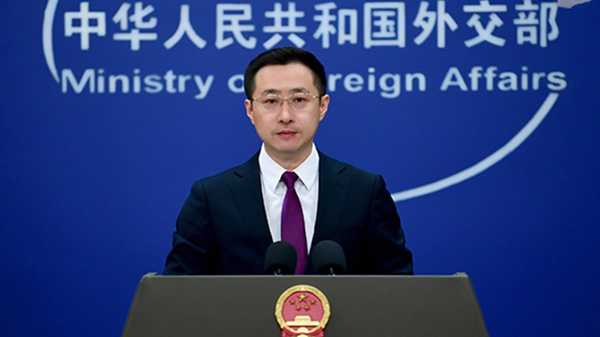 Trump escalates tariff war with China