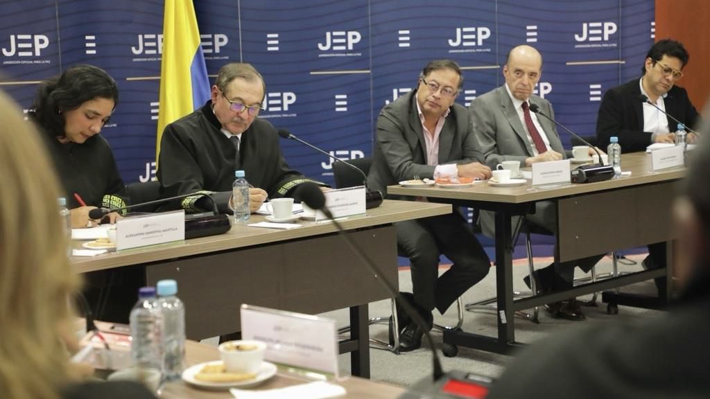 Colombian government announces official resumption of peace talks with ELN