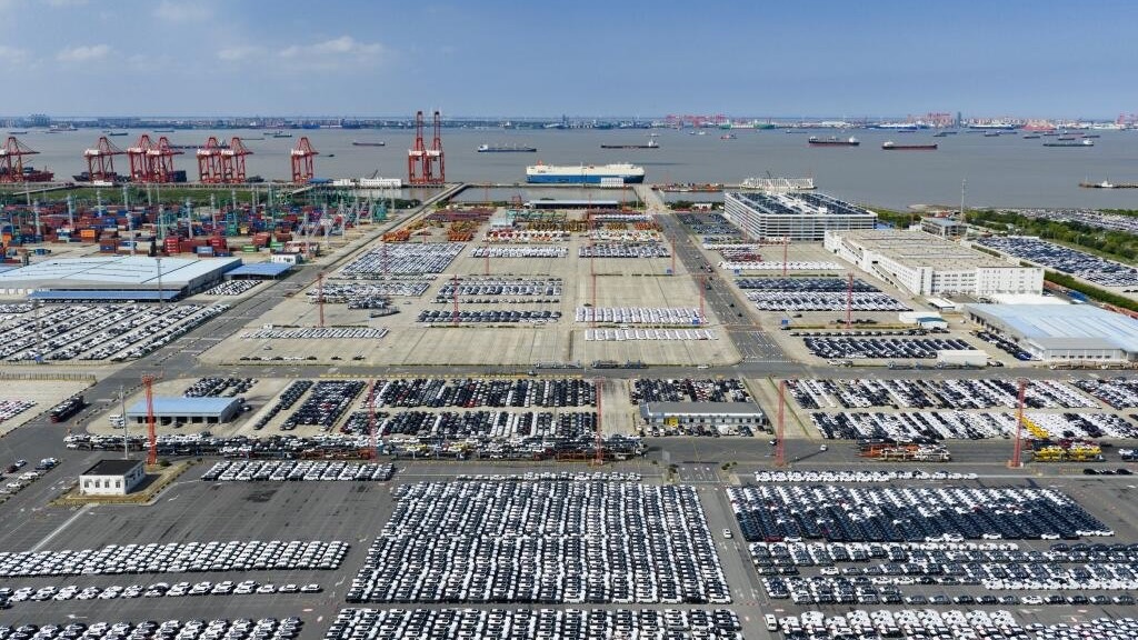 Despite Trump's steep tariffs, China exported triple what it imported from the US in 2025 so far