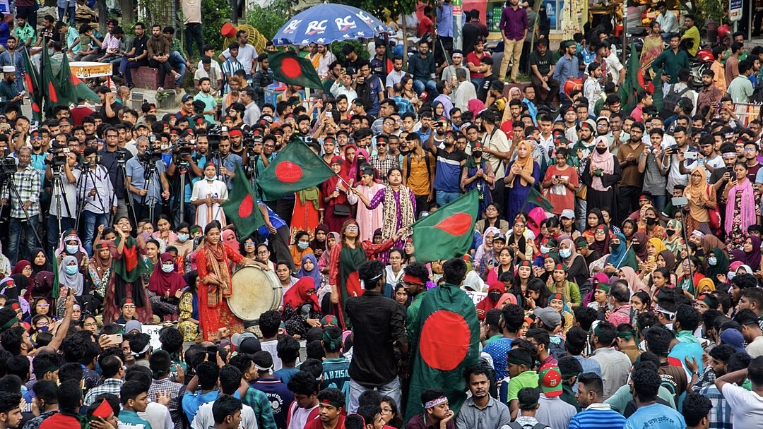 Police intensify repression of student protests in Bangladesh