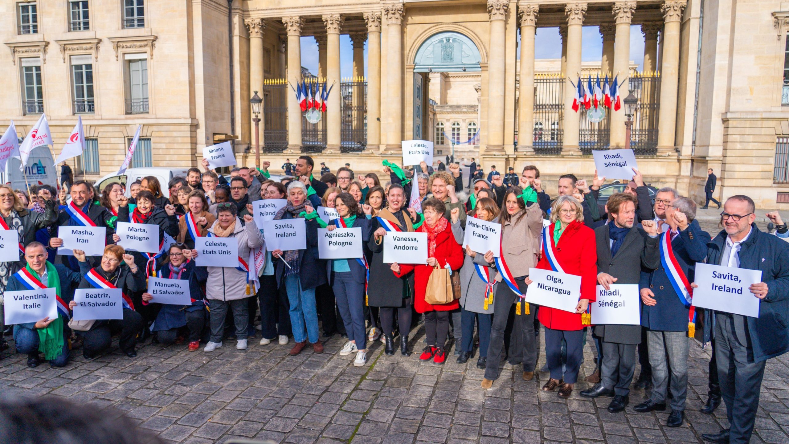 French parliament considers constitutionalization of right to abortion