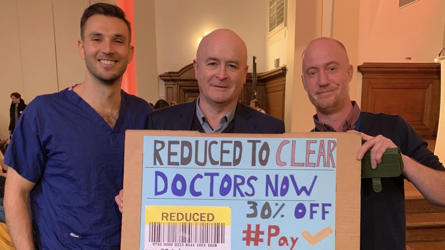 Junior doctors’ strike in the UK strike for pay restoration