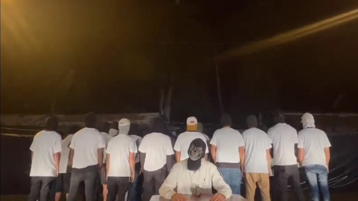 Crisis in Ecuador following spurt of violence and rumors of a government deal with gangs