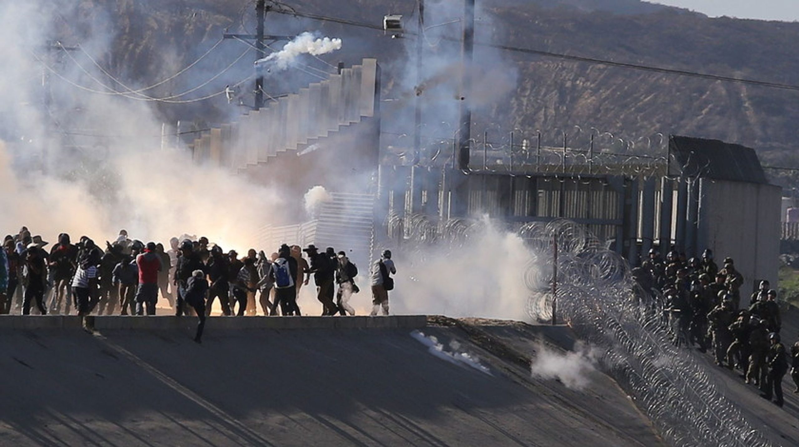 Migrant Caravan attacked by US agents