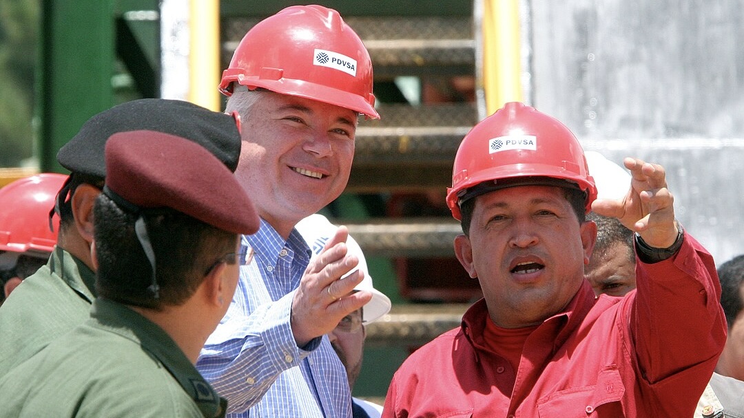 PDVSA VENEZUELA Rafael_Ramírez_and_Hugo_Chávez