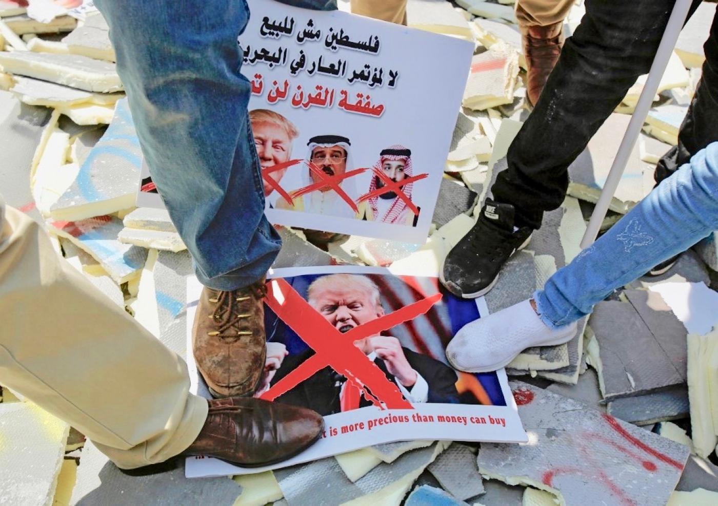 Palestinians strike