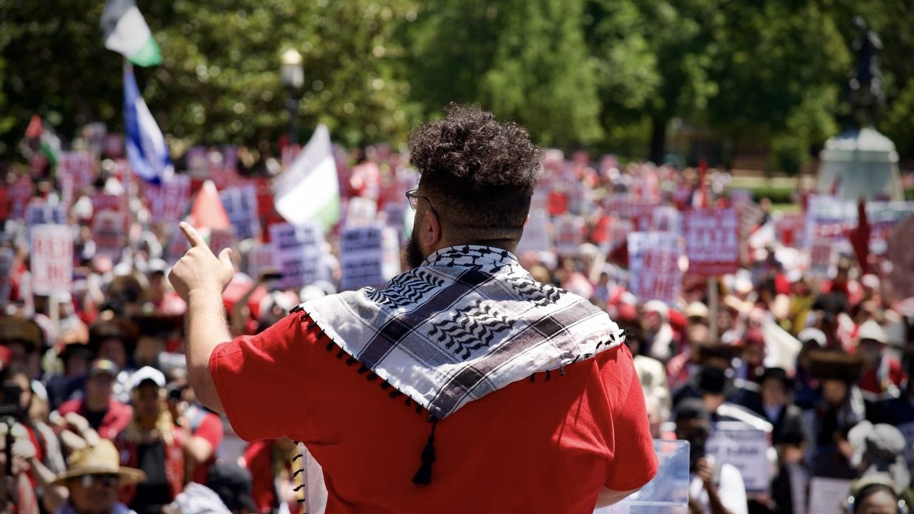 61% in US are against sending aid to Israel