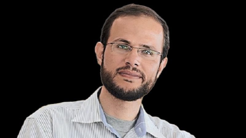 Internationally beloved academic, poet, and activist Dr. Refaat Alareer killed by Israel