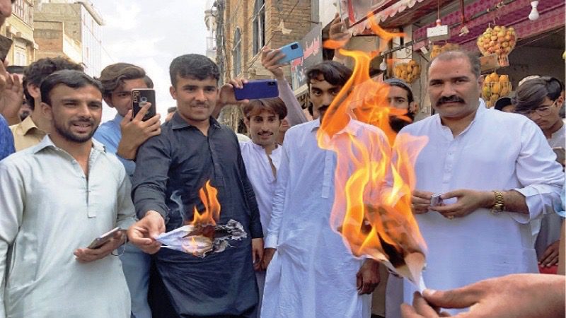 Rising electricity prices Pakistan