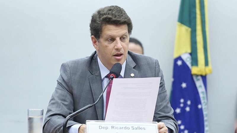 Parliamentary investigation of MST ends with the movement strengthened and failure of far-right
