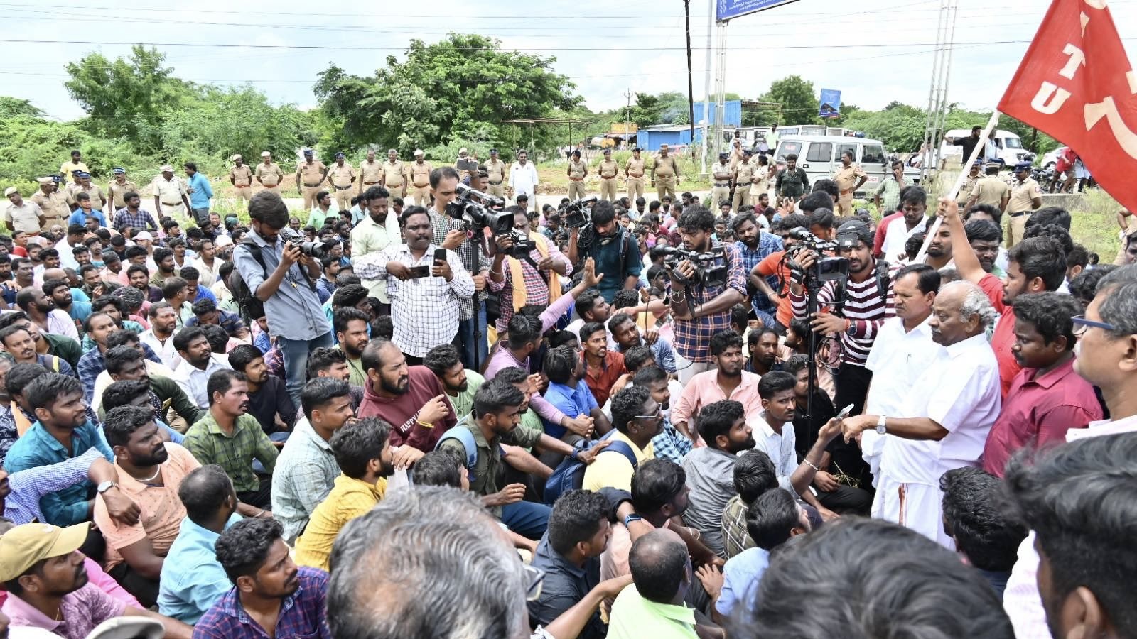 Samsung workers tamil nadu 2