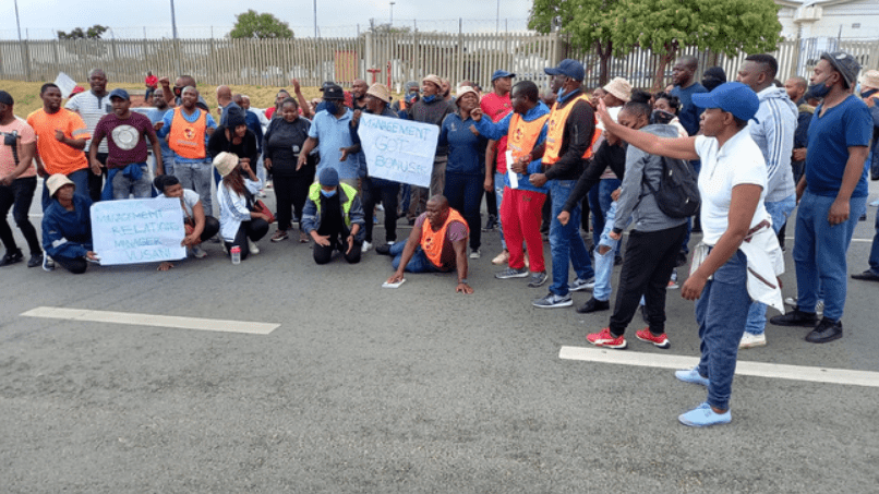 Rail workers in South Africa return to work after union wins wage hike