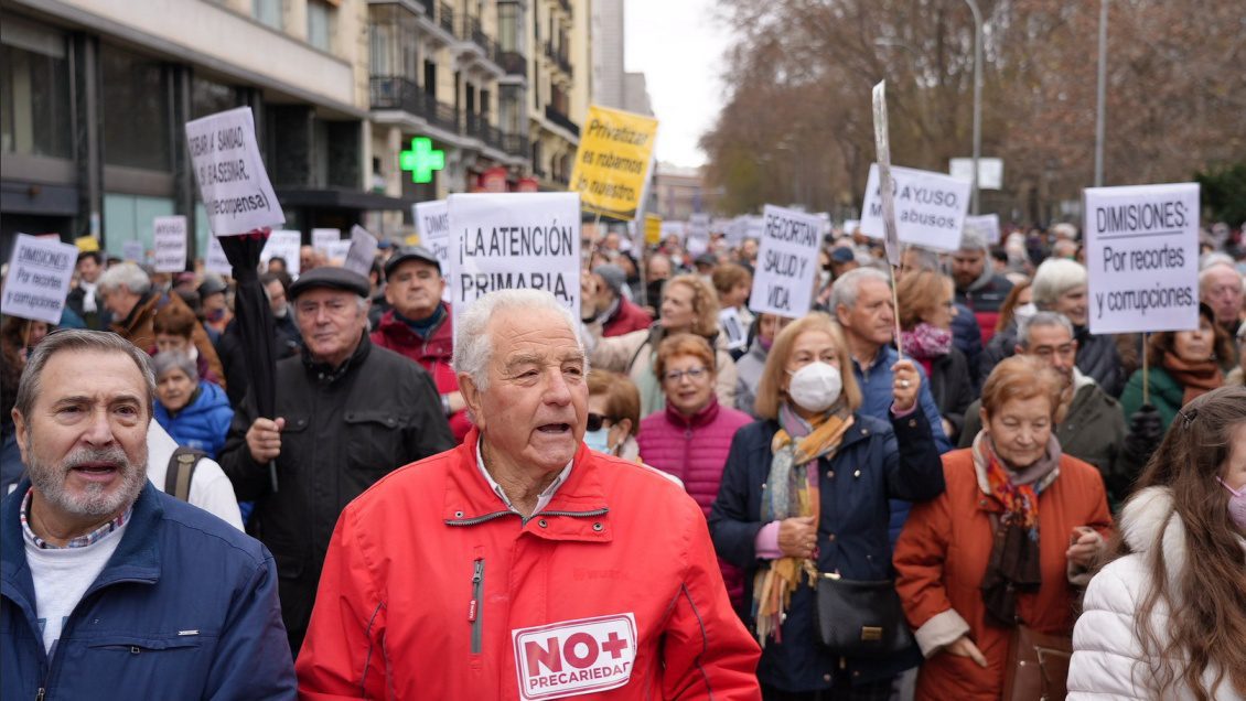 Workers continue to protest in defense of public health in Madrid