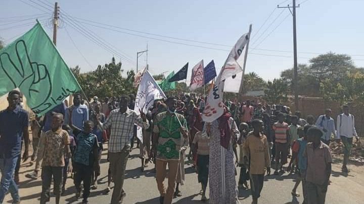 Death toll continues to mount as pro-democracy protests rock Sudan