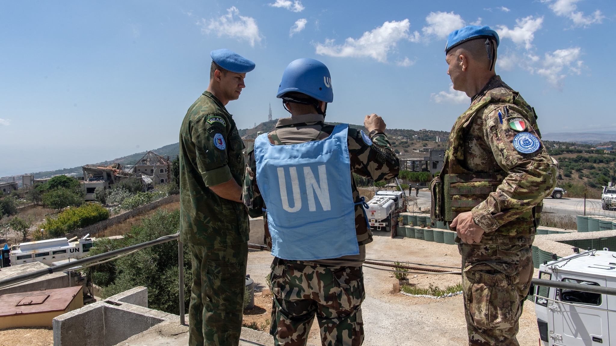 Israel targets UN peacekeepers in Lebanon