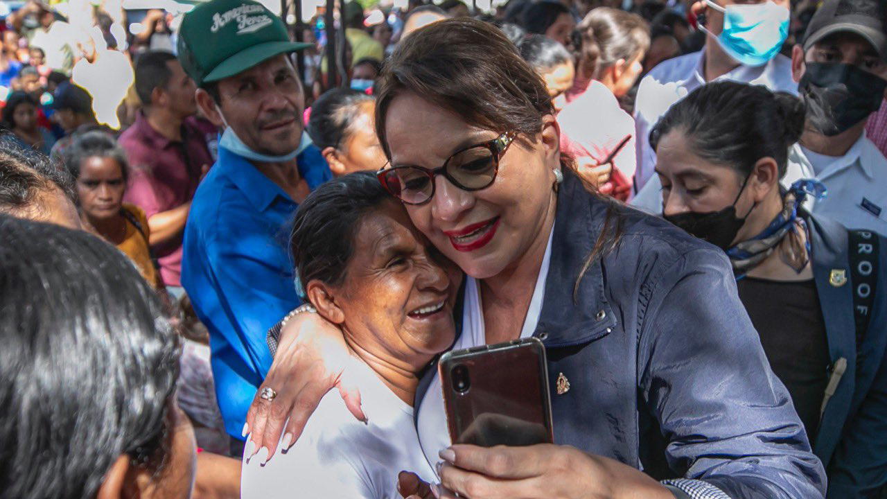 Xiomara Castro calls on the Honduran people to stop the right-wing coup
