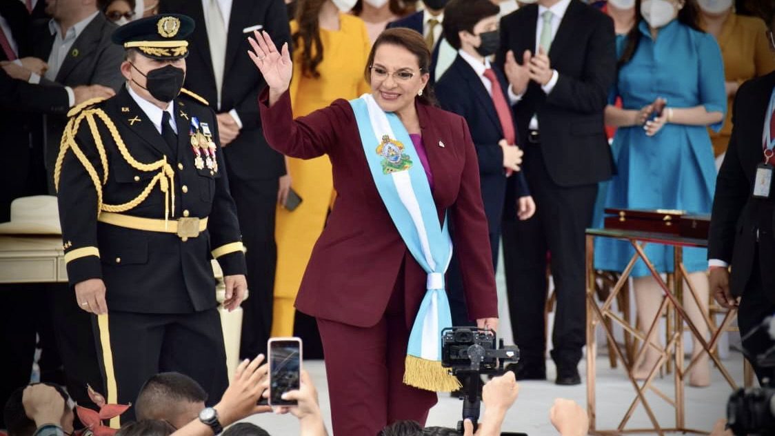Honduran President Xiomara Castro rejects US interference and condemns coup plot