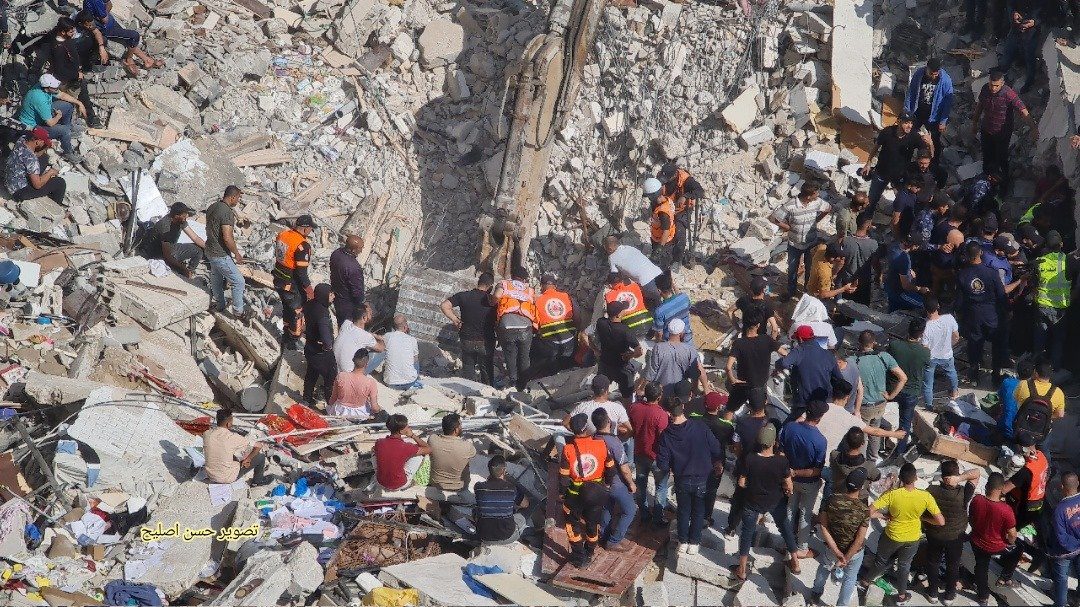 Israeli attacks continue for tenth day, death toll close to 230