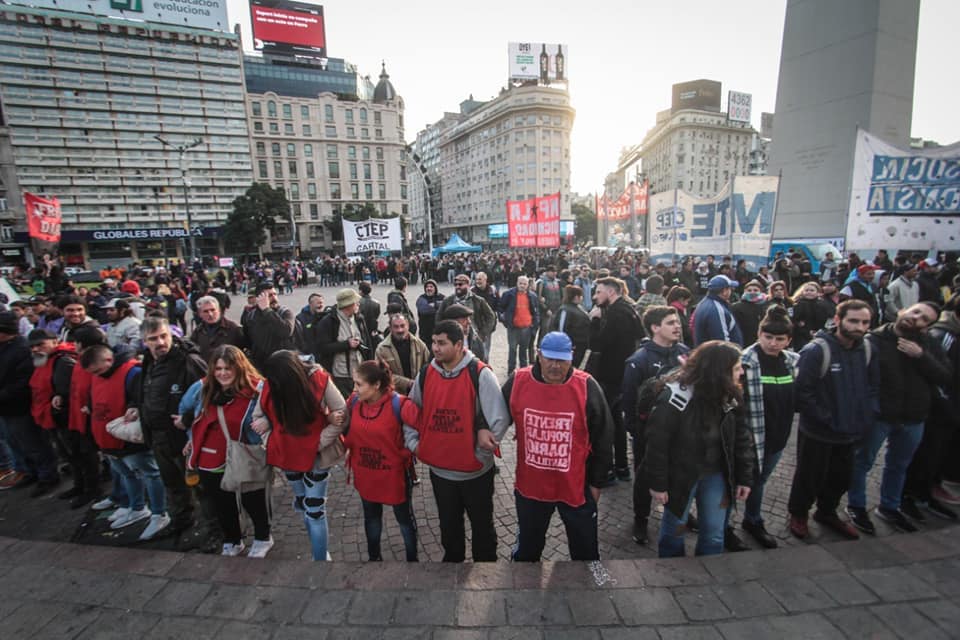 Argentinian movements demand government action on homelessness amid brutal winter