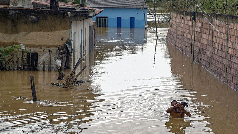 21 dead due to severe flooding in Bahia state of Brazil