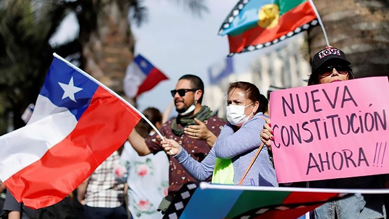 Chile is at the political crossroads: social renewal or decades of painful neoliberal policy