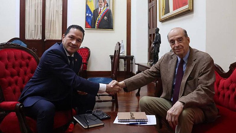 Colombia’s incoming foreign minister visits Venezuela to plan resumption of relations