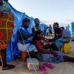 cotidiano-em-acampamento-na-cidade-de-beira-moambique-foto-rafael-stedile_47572188632_o - BT News