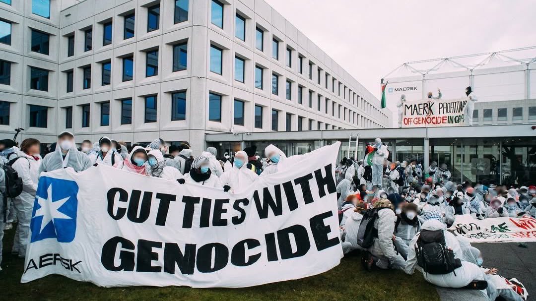 Pro-Palestine activists shut down Maersk headquarters in Copenhagen