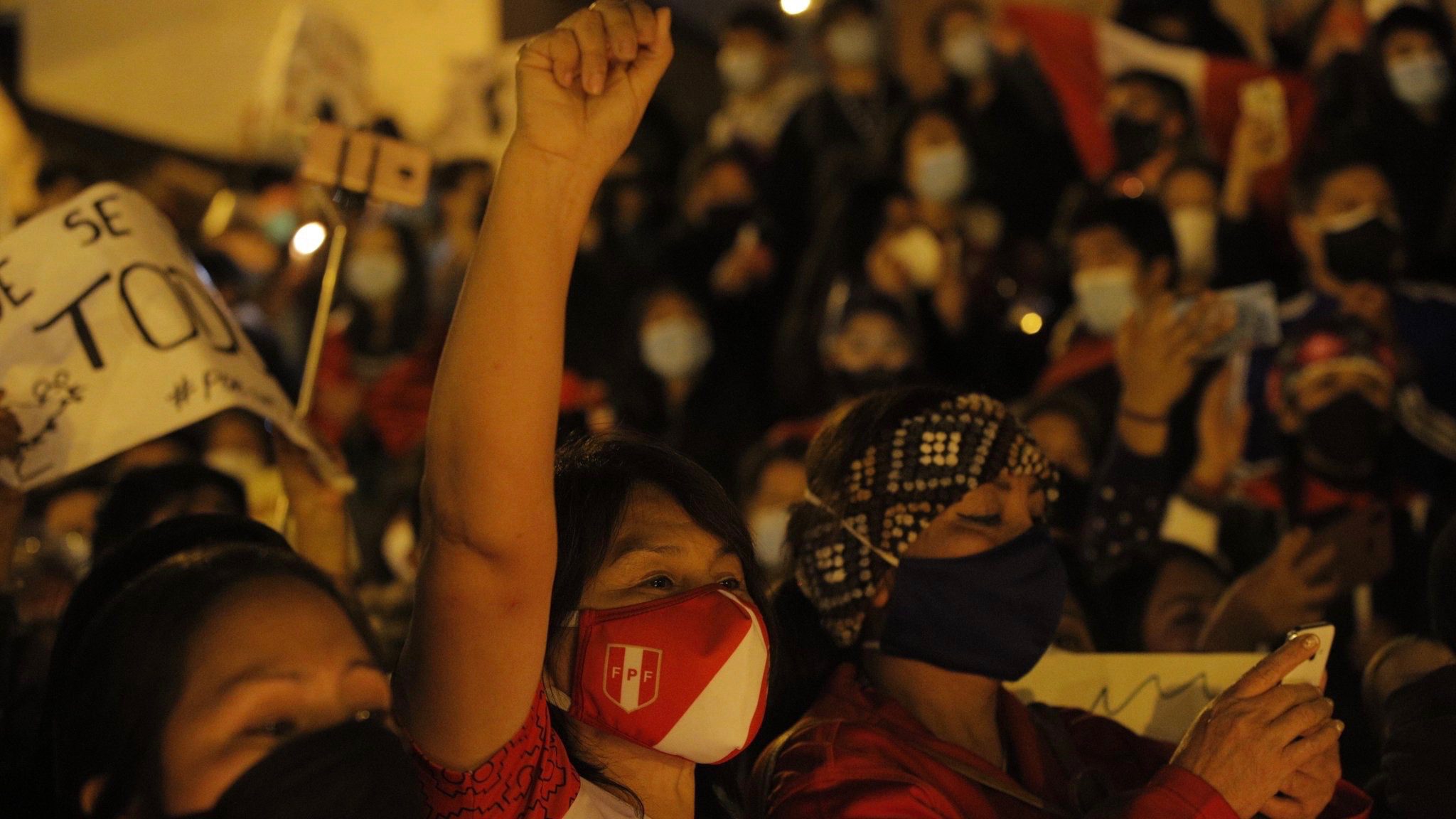 Peru has a new interim president but social movements demand ‘refoundation’