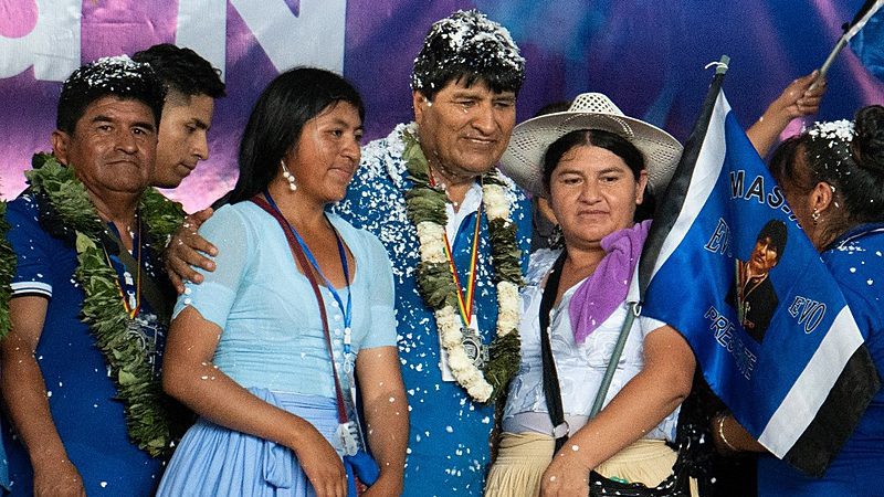 Bolivia’s ruling party confirms Evo Morales’ candidacy and Luis Arce’s ouster