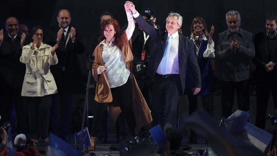 Macri defeated in primary elections in Argentina