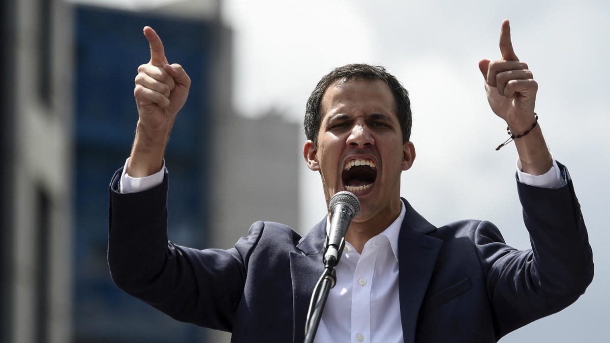 Juan Guaidó: One year of promises and submission to Donald Trump