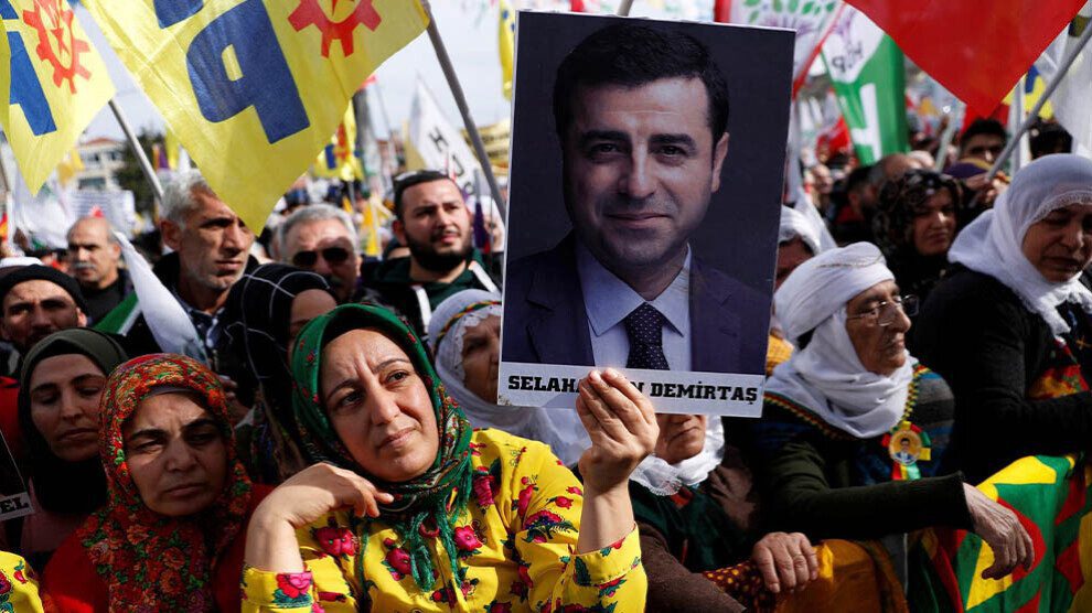 Erdoğan starts a political earthquake in Turkey