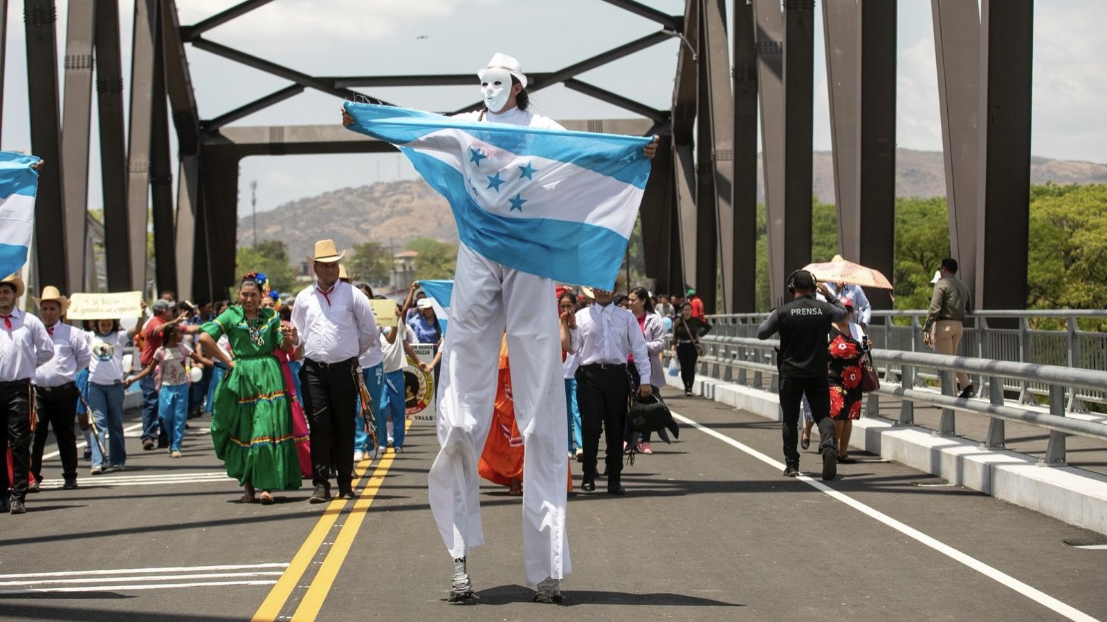 33 countries meet in Tegucigalpa, Honduras, at the annual CELAC summit