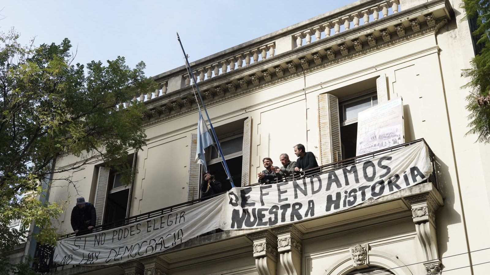 Arrest of Juan Grabois highlights Milei’s war on Peronism and the public sector
