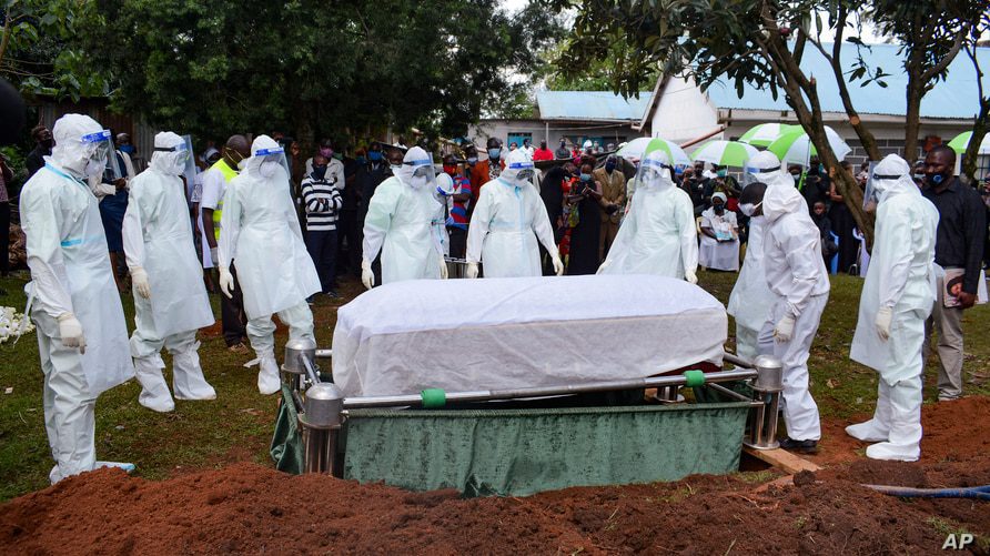 Doctors in Kenya strike for better conditions as infection rate among professionals rises