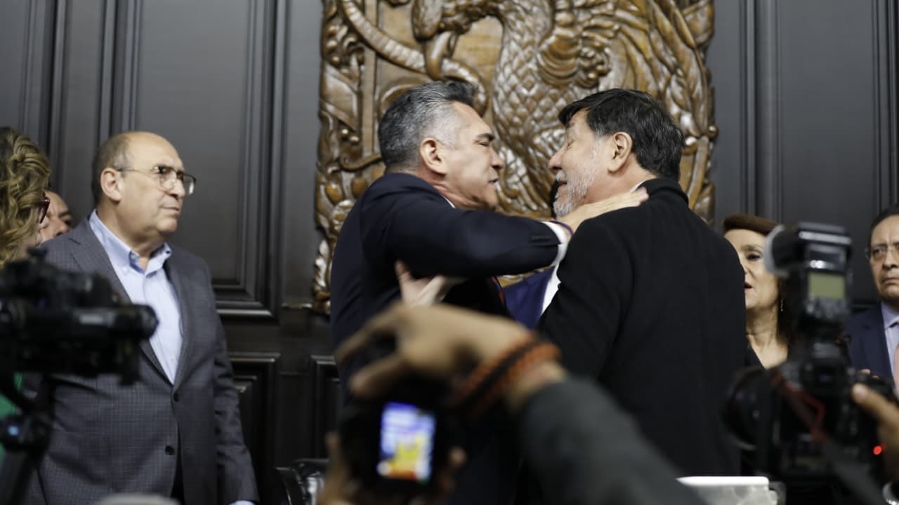 PRI Senator attack Senate President Mexico