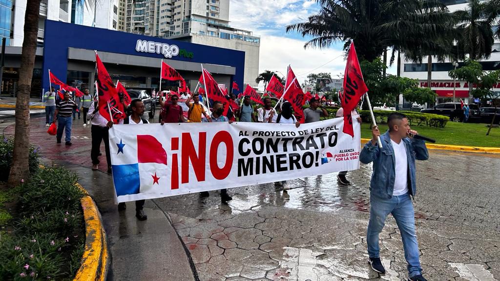 Panamanian unions lead renewed protests against copper mining concessions