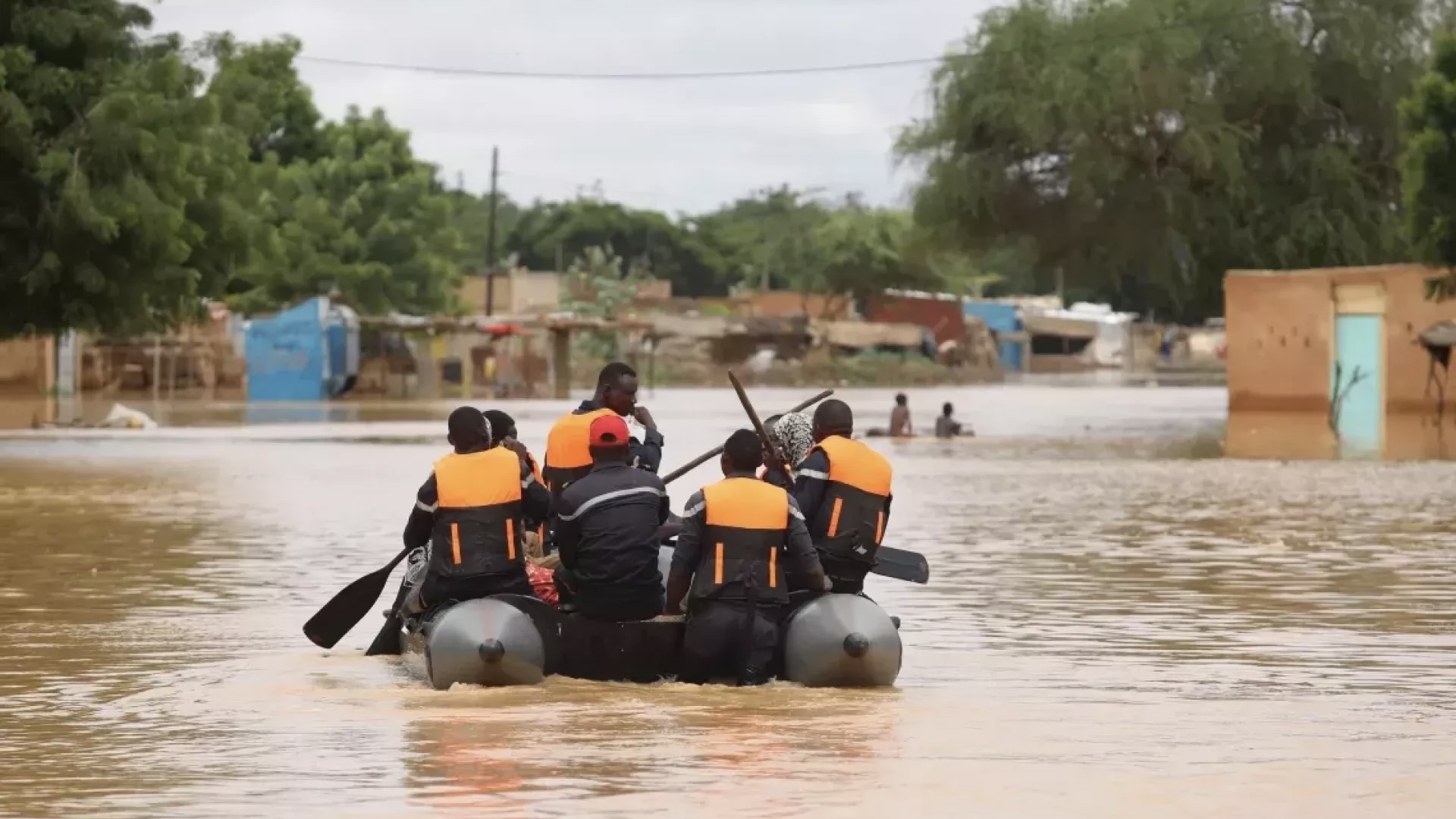 Niger resists in the crosshairs of sanctions and climate catastrophe