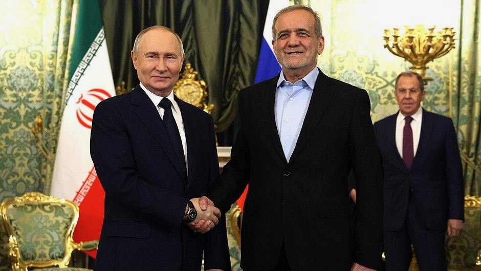 Russia and Iran sign a 20-year comprehensive strategic partnership agreement