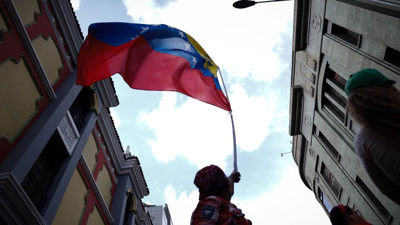 Venezuela suffers national blackout, government denounces “sabotage” to electrical grid
