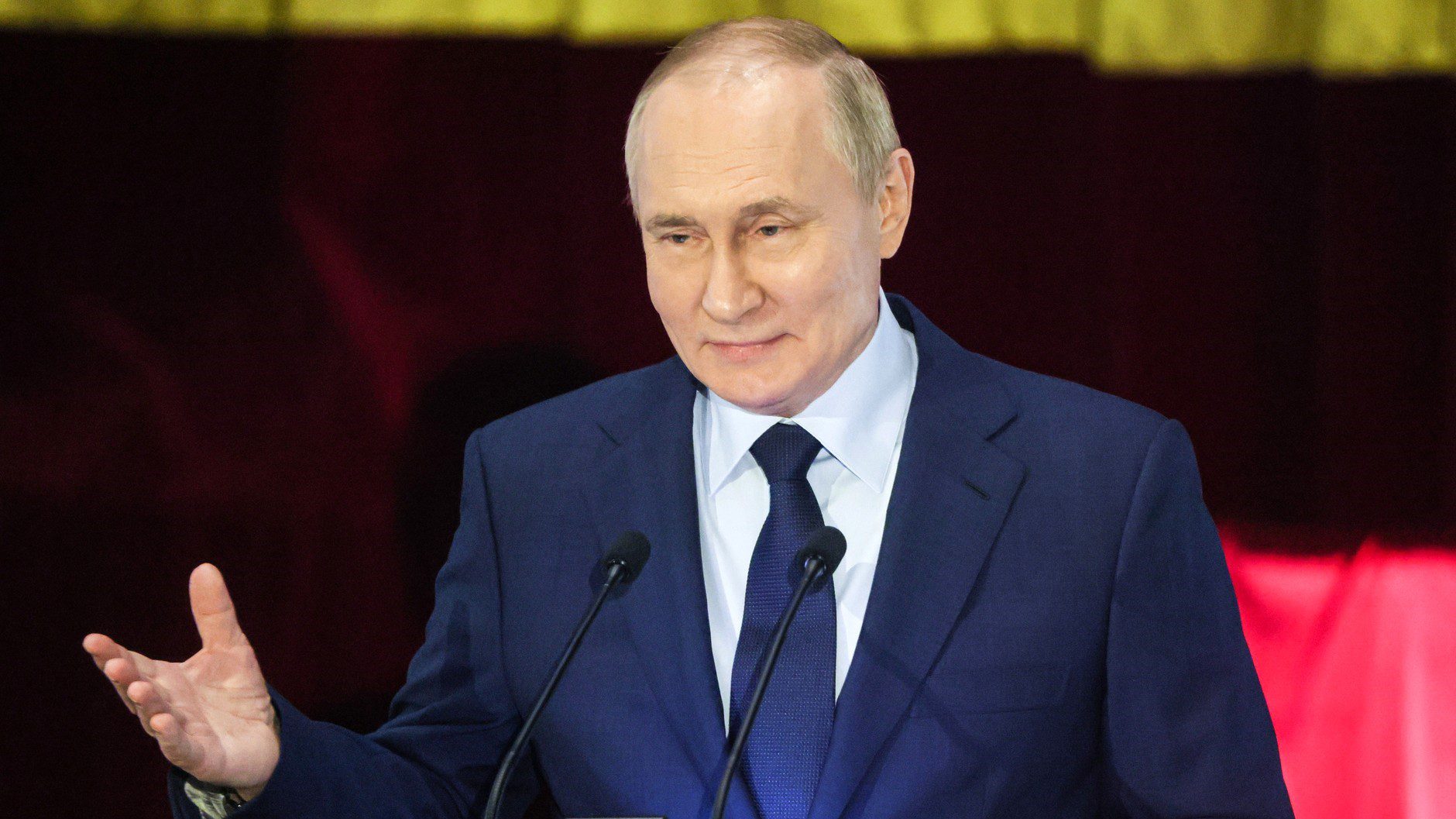 Don’t plan yet for Ukraine reconstruction