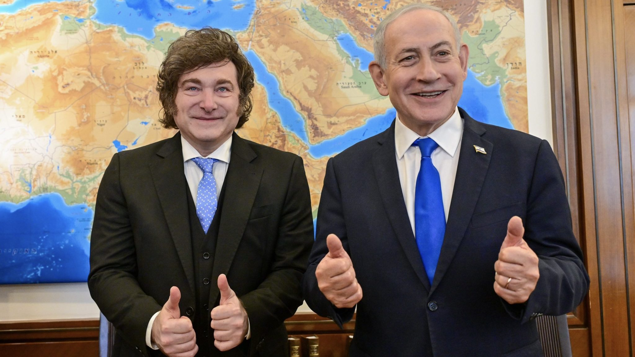 In visit to Tel Aviv, Milei affirms support to Israel and declares Marx was “satanic”