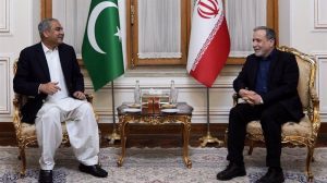 Iranian Foreign Minister Abbas Araghchi and Pakistani Interior Minister Mohsin Naqvi - BT News Iranian Foreign Minister Abbas Araghchi and Pakistani Interior Minister Mohsin Naqvi